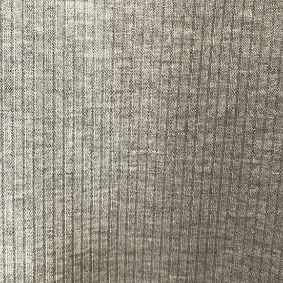 Grey crop tee - Picture 3 of 3